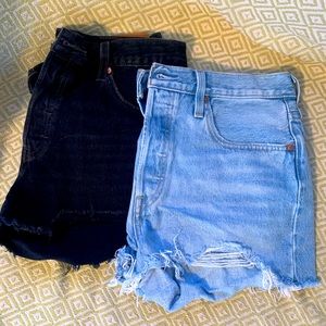 Levi’s High Rise Women’s Shorts, 29